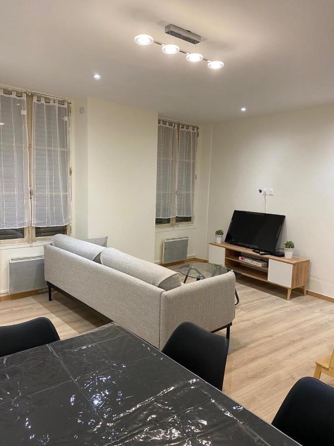 Grand F3 de 71m2 en plein centre ville Arpajon Extérieur photo